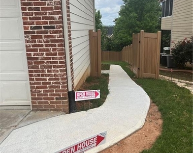 3152 Daleview Way Sw - Photo Thumbnail 4