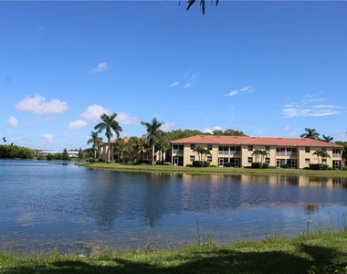 4327 Bellasol Circle - Photo Thumbnail 17