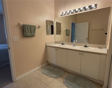 4327 Bellasol Circle - Photo Thumbnail 7