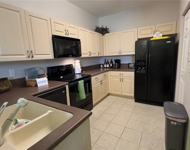 4327 Bellasol Circle - Photo Thumbnail 4