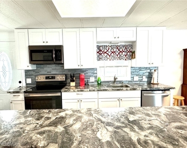 4693 Leilani Lane - Photo Thumbnail 12