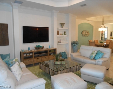 28628 Derry Court - Photo Thumbnail 16