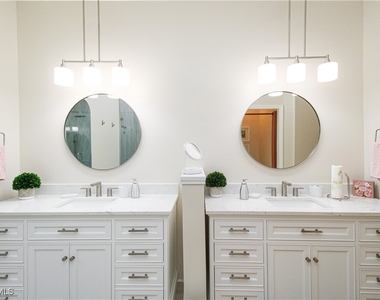 4853 Hampshire Court - Photo Thumbnail 33
