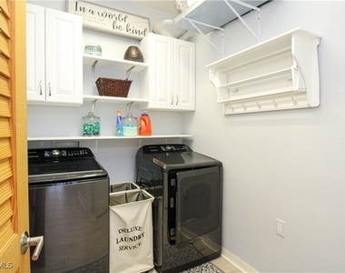 4853 Hampshire Court - Photo Thumbnail 34