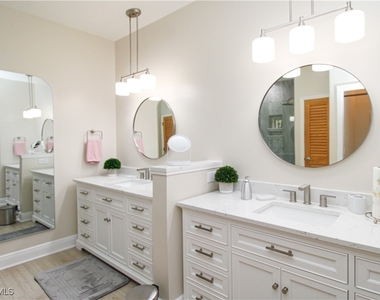 4853 Hampshire Court - Photo Thumbnail 31