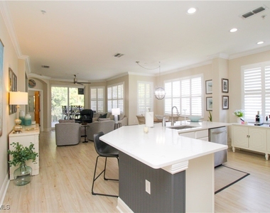 4853 Hampshire Court - Photo Thumbnail 16