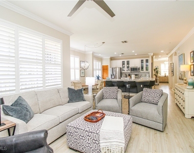 4853 Hampshire Court - Photo Thumbnail 24