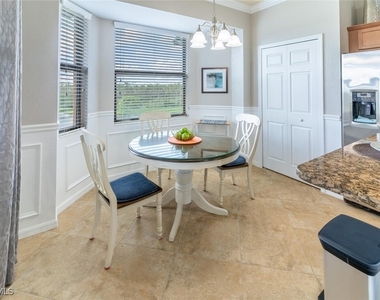 9731 Acqua Court - Photo Thumbnail 12