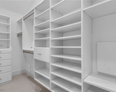 1320 Marlin Drive - Photo Thumbnail 14