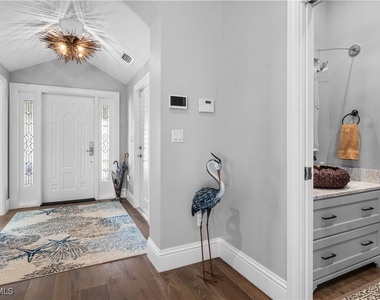 1320 Marlin Drive - Photo Thumbnail 17