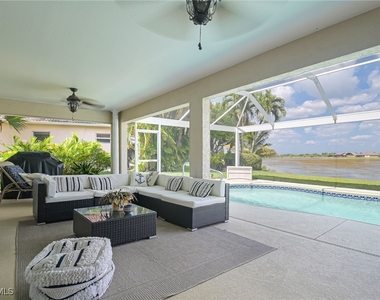 2250 Grove Drive - Photo Thumbnail 26