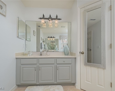 2250 Grove Drive - Photo Thumbnail 18