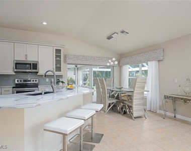 2250 Grove Drive - Photo Thumbnail 6