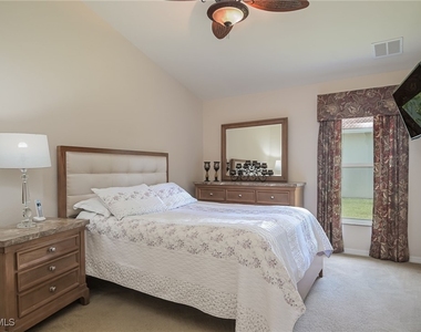 2250 Grove Drive - Photo Thumbnail 20