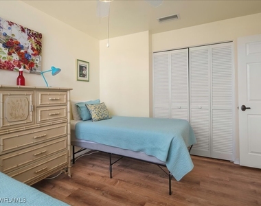 5550 Heron Point Drive - Photo Thumbnail 11
