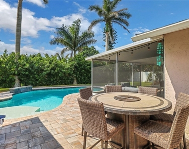 2680 Longboat Drive - Photo Thumbnail 6