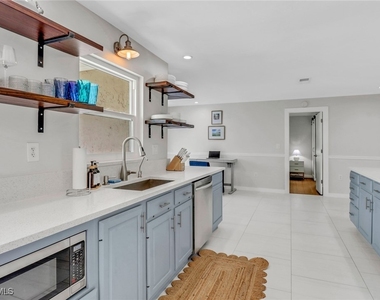 2680 Longboat Drive - Photo Thumbnail 11