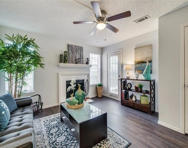 7610 Cameron Rd - Photo Thumbnail 9
