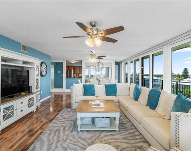 7650 Bayshore Drive - Photo Thumbnail 11
