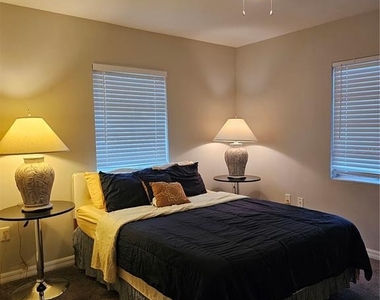 2117 Ivey Lane - Photo Thumbnail 7