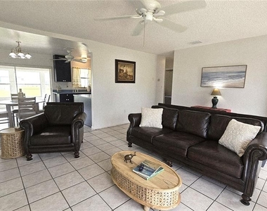 13398 Ballon Avenue - Photo Thumbnail 5