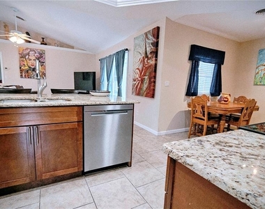 881 Bayshore Drive - Photo Thumbnail 17