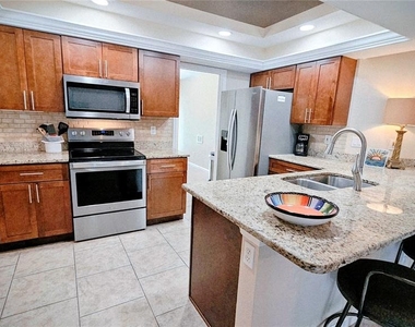 881 Bayshore Drive - Photo Thumbnail 14