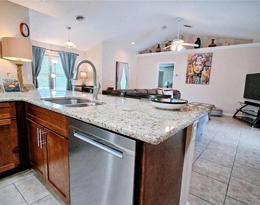 881 Bayshore Drive - Photo Thumbnail 16