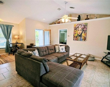881 Bayshore Drive - Photo Thumbnail 9