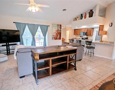 881 Bayshore Drive - Photo Thumbnail 2