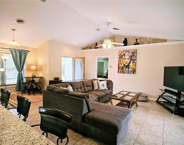 881 Bayshore Drive - Photo Thumbnail 7