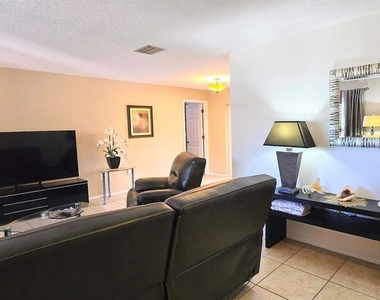 3803 Easton Street - Photo Thumbnail 8