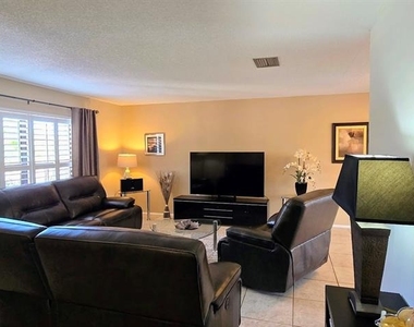 3803 Easton Street - Photo Thumbnail 7