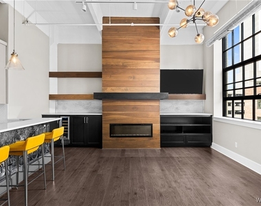 210 Ellicott Street - Photo Thumbnail 8