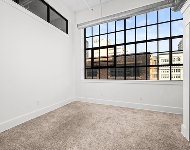 210 Ellicott Street - Photo Thumbnail 16