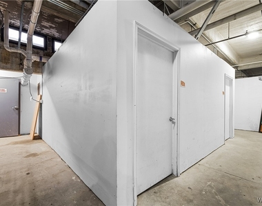 210 Ellicott Street - Photo Thumbnail 24