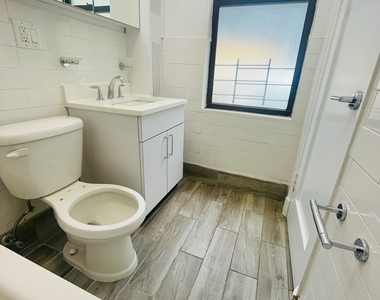 140 East 46th Street - Photo Thumbnail 11