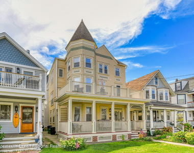 8 Surf Avenue - Photo Thumbnail 1