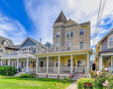8 Surf Avenue - Photo Thumbnail 2