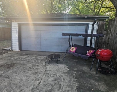 9911 Ferguson Road - Photo Thumbnail 16