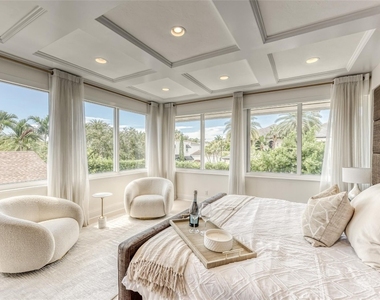 524 Poinciana Drive - Photo Thumbnail 2