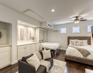 524 Poinciana Drive - Photo Thumbnail 7