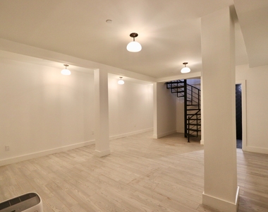 1114 Halsey Street - Photo Thumbnail 10