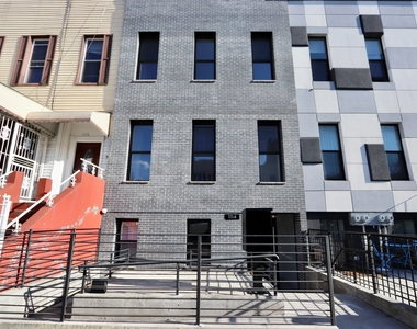 1114 Halsey Street - Photo Thumbnail 11