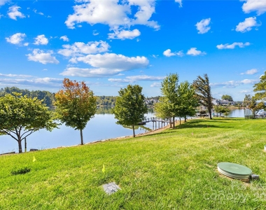124 Sisters Cove Court - Photo Thumbnail 10