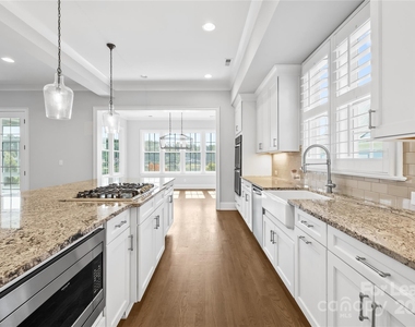 124 Sisters Cove Court - Photo Thumbnail 24