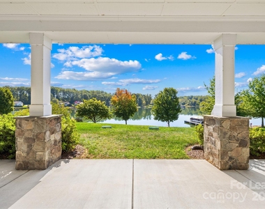 124 Sisters Cove Court - Photo Thumbnail 11