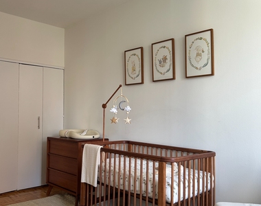 201 East 69th Street - Photo Thumbnail 15