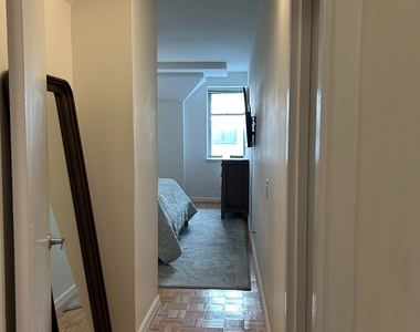 201 East 69th Street - Photo Thumbnail 9