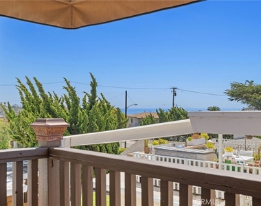 215 Monterey Drive - Photo Thumbnail 15